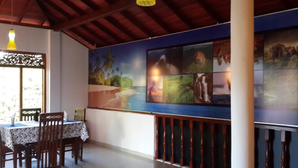Golden Beach Rest Hotel Tangalle Exterior photo
