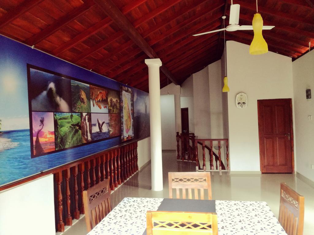 Golden Beach Rest Hotel Tangalle Exterior photo